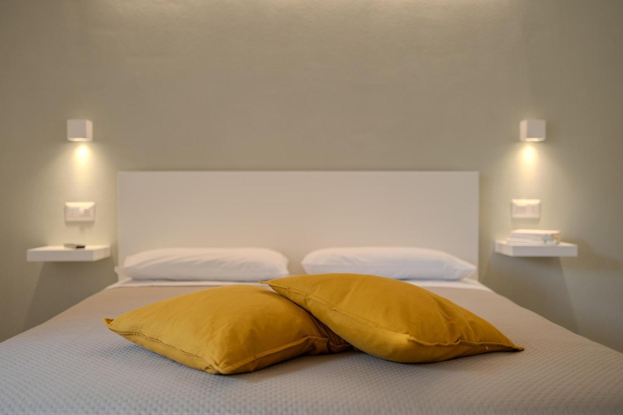 Corso Garibaldi 21 Apartment & Rooms วาสโต ภายนอก รูปภาพ