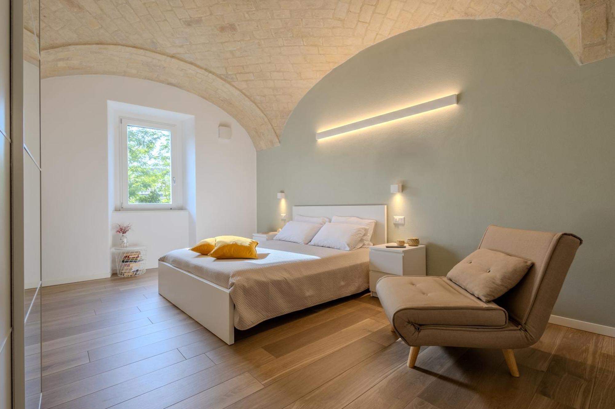 Corso Garibaldi 21 Apartment & Rooms วาสโต ภายนอก รูปภาพ