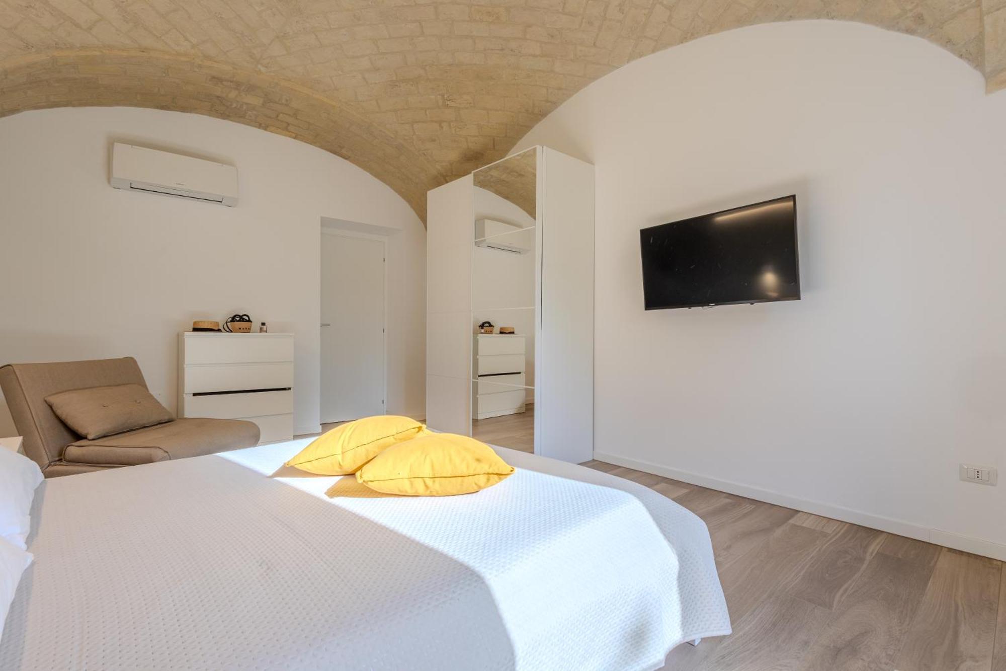 Corso Garibaldi 21 Apartment & Rooms วาสโต ภายนอก รูปภาพ