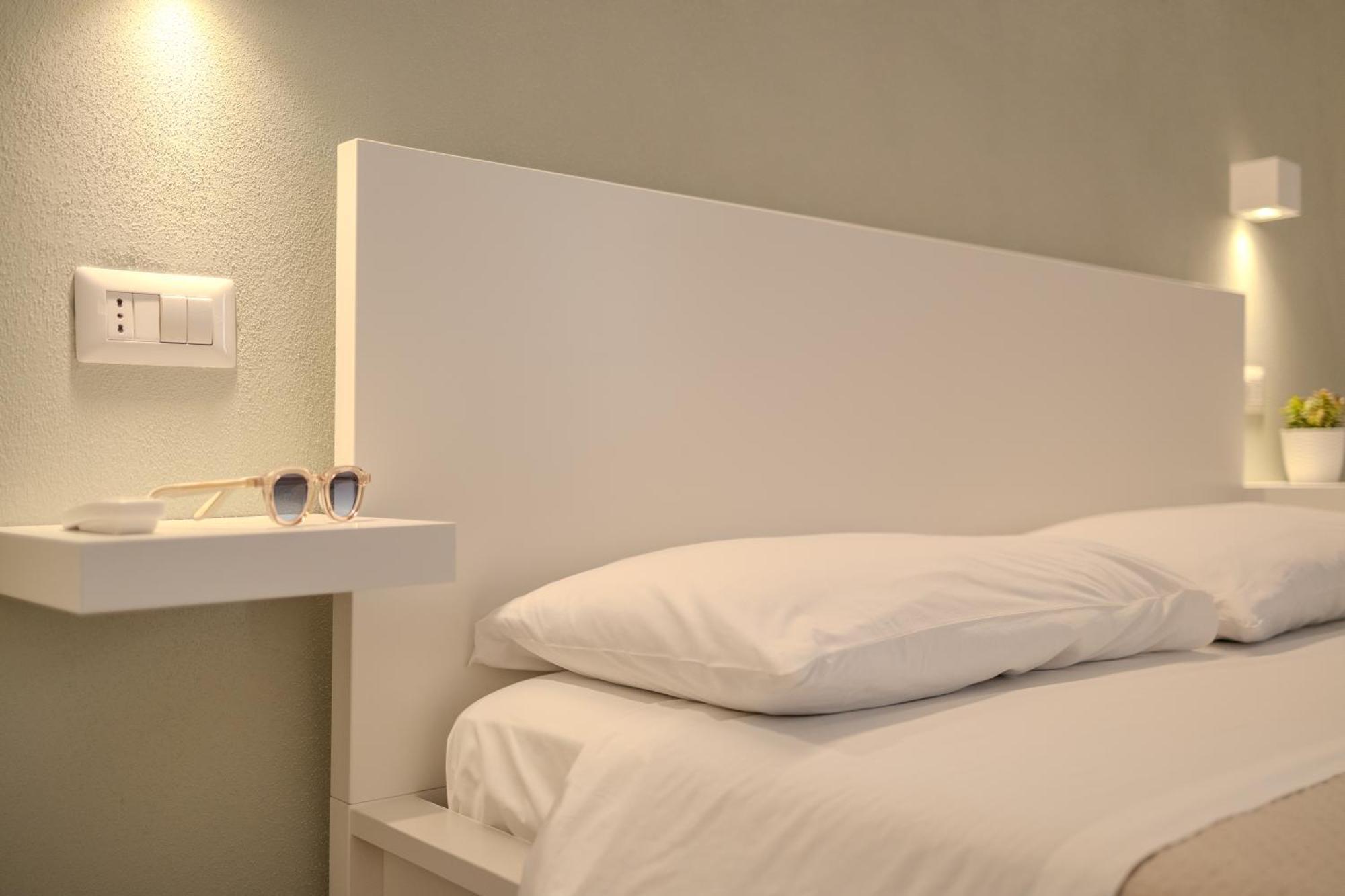 Corso Garibaldi 21 Apartment & Rooms วาสโต ภายนอก รูปภาพ