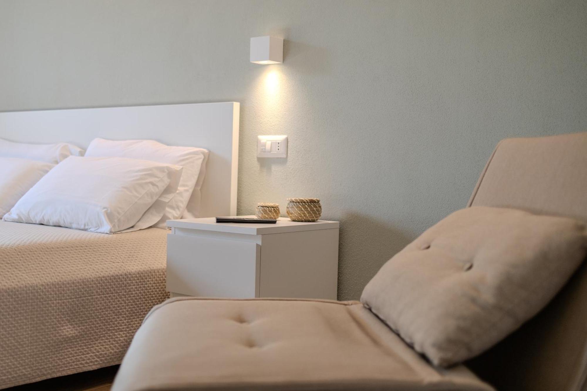 Corso Garibaldi 21 Apartment & Rooms วาสโต ภายนอก รูปภาพ